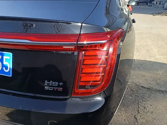 Hongqi H9 — Фото автомобиля 7