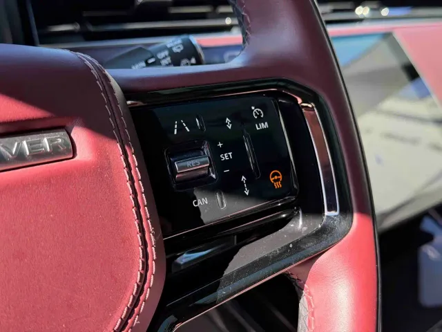 Land Rover Range Rover Sport — Фото автомобиля 9