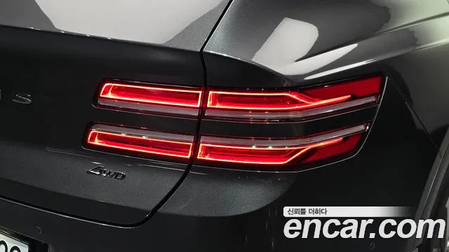 Genesis GV80 — Фото автомобиля 8