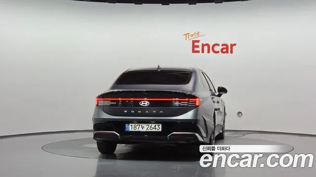 Hyundai Sonata — Фото автомобиля 4