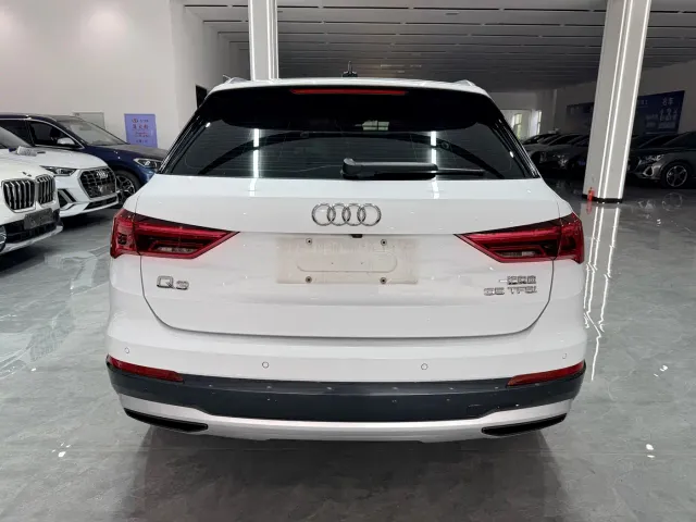 Audi Q3 — Фото автомобиля 5