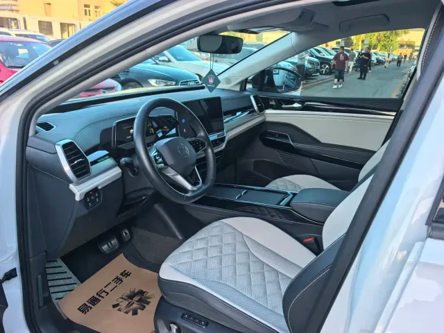 Volkswagen ID.6 Crozz — Фото автомобиля 5