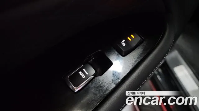 KG_Mobility_Ssangyong Rexton Rexton Arena Дизель 2.2 4WD — Фото автомобиля 19