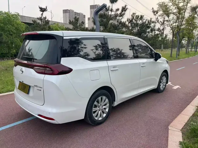 GAC Trumpchi M6 — Фото автомобиля 9