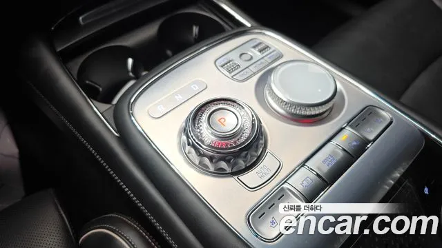 Genesis G90 Бензин 3.5 турбо AWD — Фото автомобиля 9