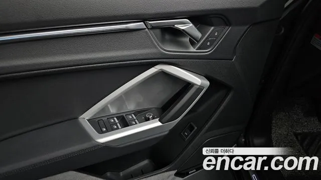 Audi Q3 35 TDI Premium — Фото автомобиля 30
