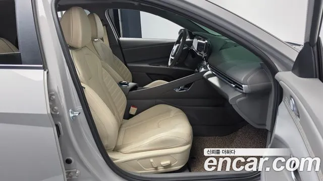 Hyundai Avante CN7 — Фото автомобиля 26