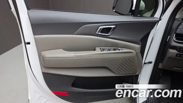 Kia Carnival 4th Gen — Фото автомобиля 13