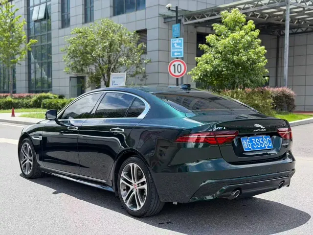 Jaguar XEL — Фото автомобиля 14