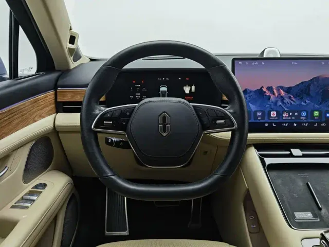 Aito M5 — Фото автомобиля 11