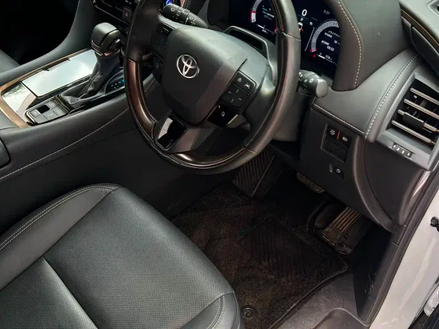 Toyota Alphard — Фото автомобиля 7