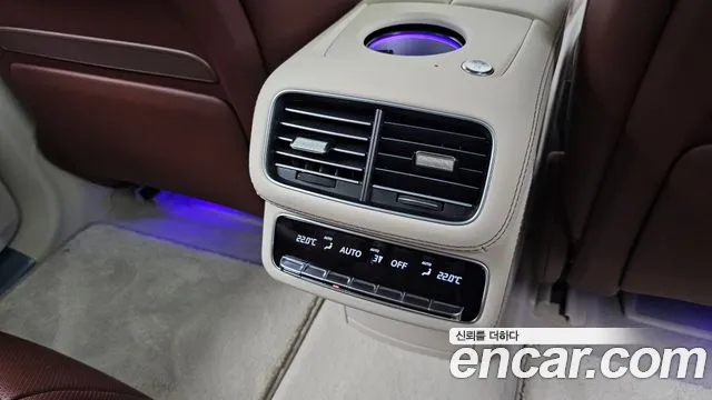 Mercedes-Benz GLS-Class — Фото автомобиля 27