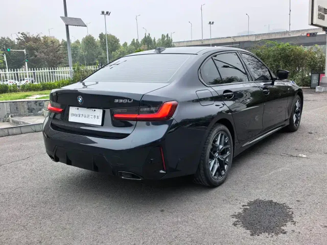 BMW 3 Series — Фото автомобиля 6