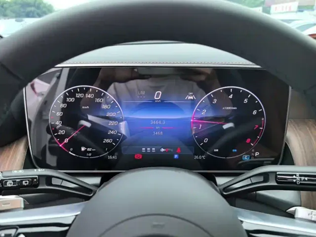 Mercedes-Benz GLC-Class — Фото автомобиля 11