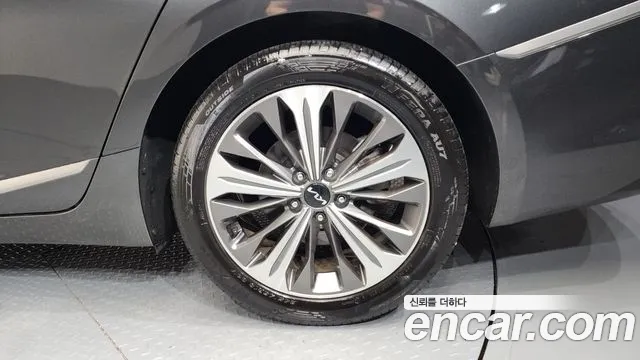 Kia K8 Noblesse — Фото автомобиля 21