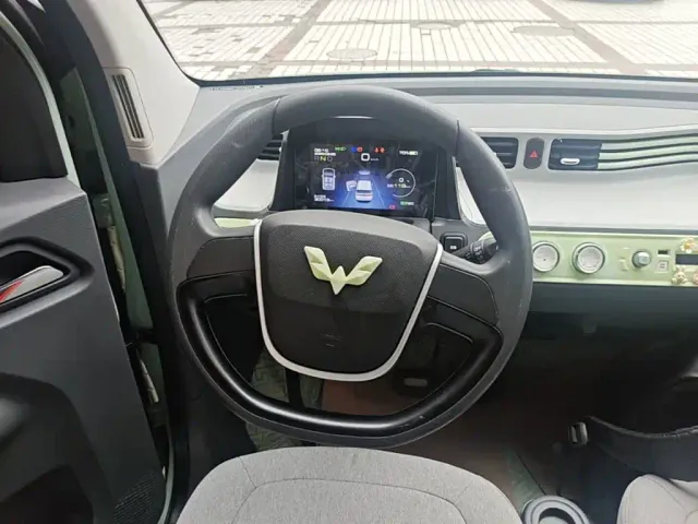 Wuling Hongguang Mini EV — Фото автомобиля 10