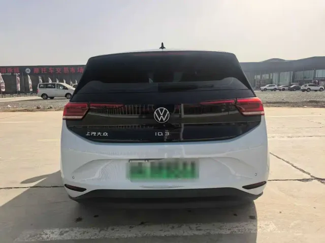Volkswagen ID.3 — Фото автомобиля 5