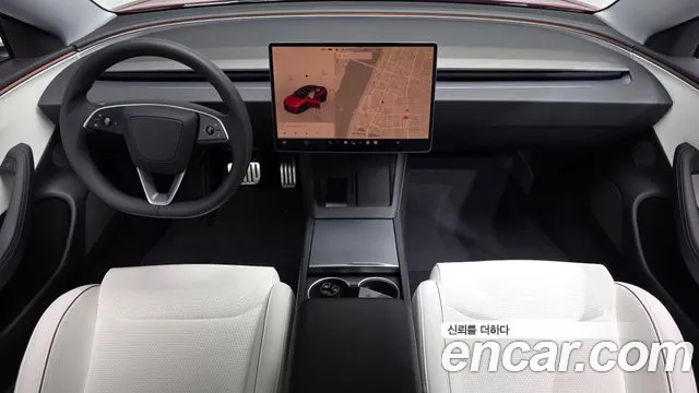 Tesla Model 3 — Фото автомобиля 10