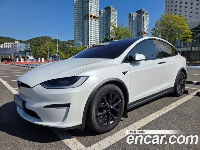 Фотография автомобиля — Tesla Model X