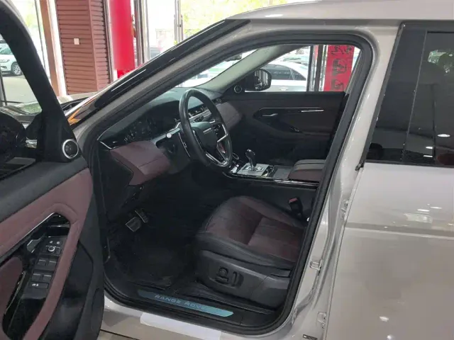 Land Rover Range Rover Evoque — Фото автомобиля 10