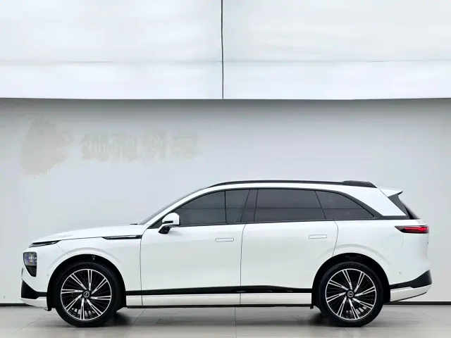 Xpeng G9 — Фото автомобиля 3