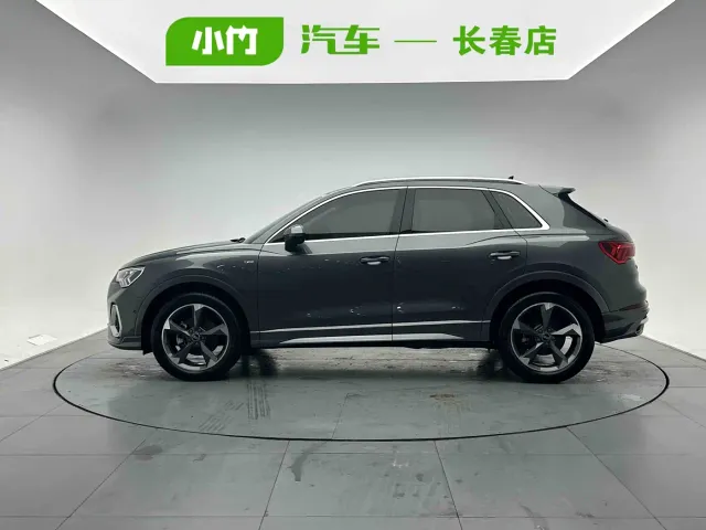 Audi Q3 — Фото автомобиля 3