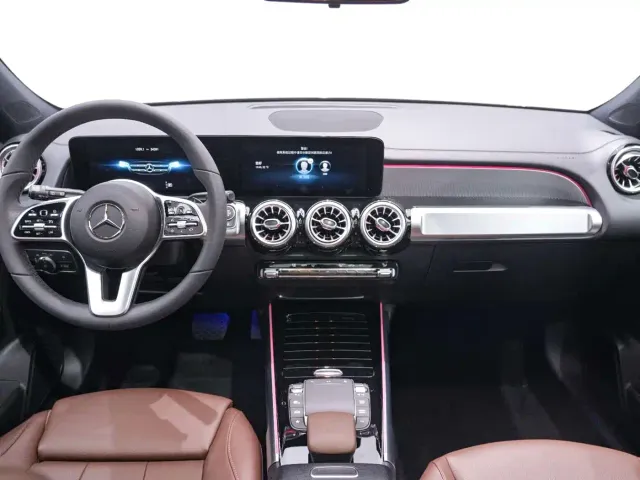 Mercedes-Benz GLB-Class — Фото автомобиля 12