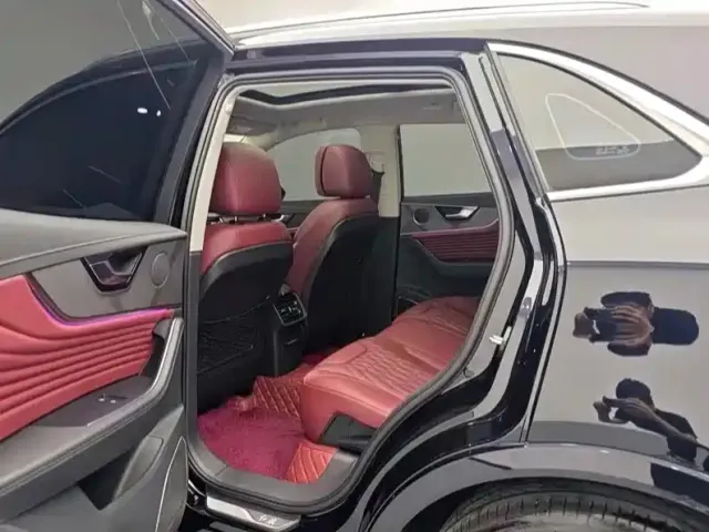 Hongqi HS5 — Фото автомобиля 6
