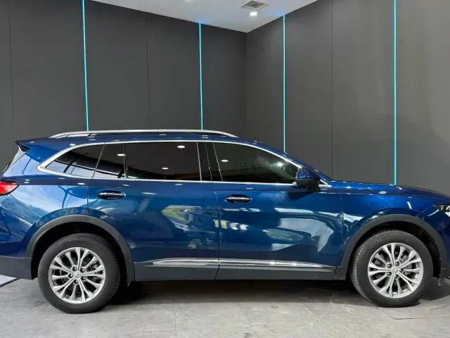 Buick Envision Plus — Фото автомобиля 5