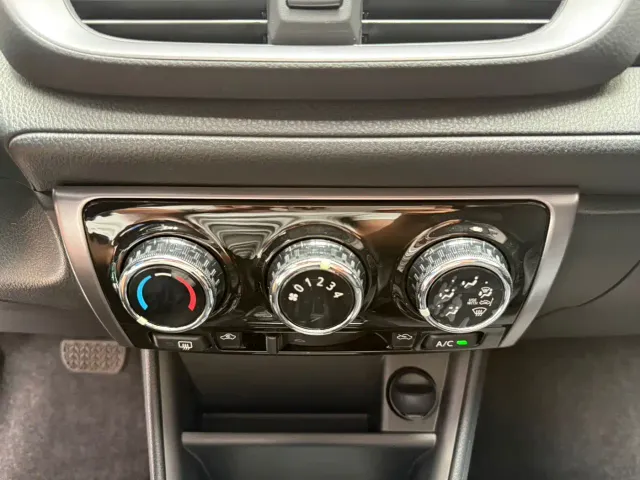 Toyota YARiS L Zhi Xuan — Фото автомобиля 13