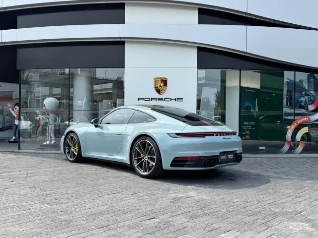 Porsche 911 — Фото автомобиля 8