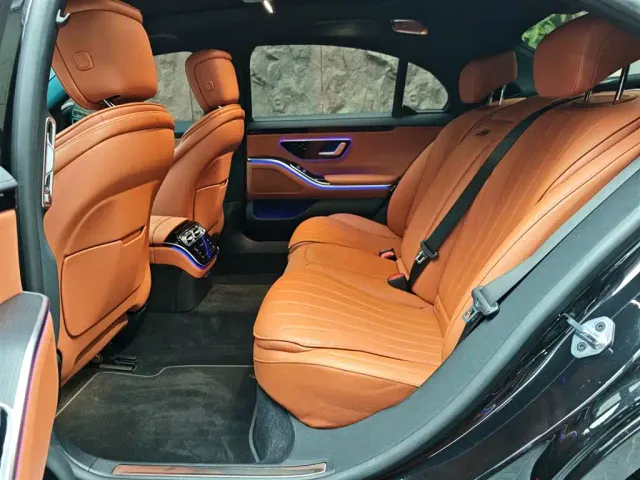 Mercedes-Benz S-Class — Фото автомобиля 9