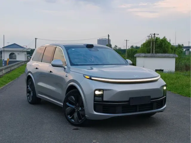 Li Auto L9 — Фото автомобиля 3