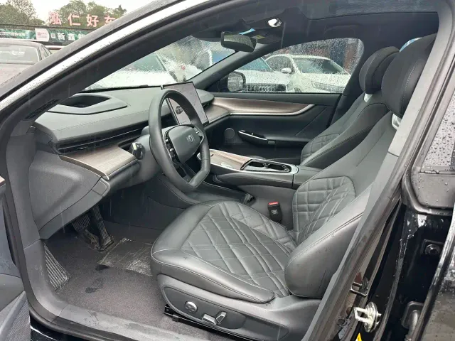 Changan Qiyuan A07 — Фото автомобиля 12