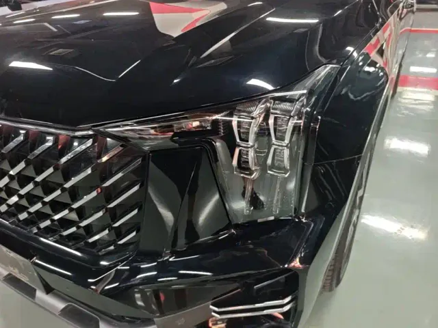 GAC Trumpchi GS8 — Фото автомобиля 23