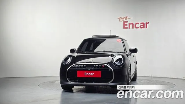 Mini Cooper — Фото автомобиля 2