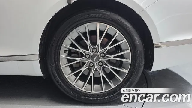 Genesis G80 RG3 — Фото автомобиля 6