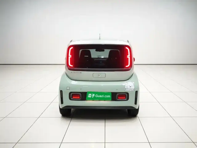 Baojun KiWi EV — Фото автомобиля 3