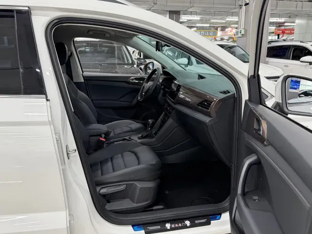 Volkswagen Tharu — Фото автомобиля 13