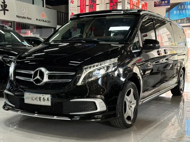 Фотография автомобиля — Mercedes-Benz Vito