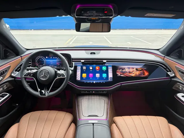 Mercedes-Benz E-Class — Фото автомобиля 9