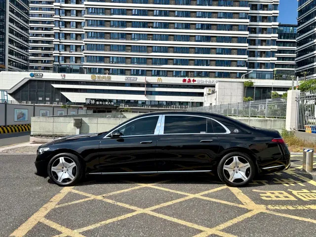 Mercedes-Benz Maybach S-Class — Фото автомобиля 16