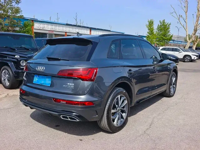 Audi Q5L — Фото автомобиля 6