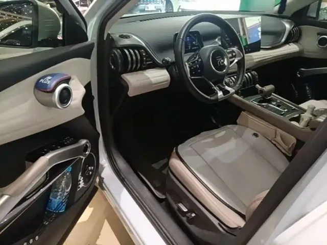 BYD Yuan PLUS — Фото автомобиля 15
