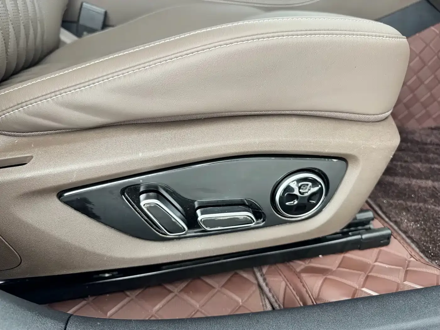 BYD Han 2022 EV Genesis Edition 715KM FWD Premium — Фото автомобиля 15