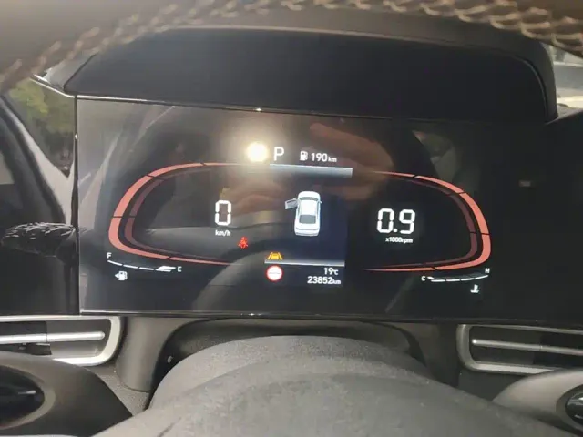 Hyundai Elantra — Фото автомобиля 11