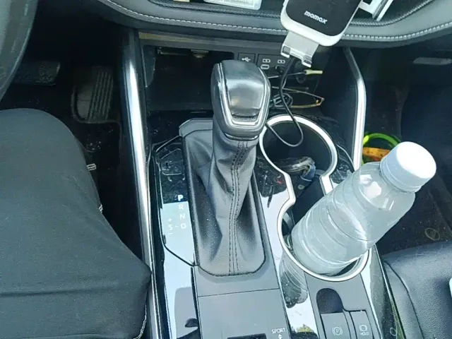 Toyota Highlander — Фото автомобиля 13