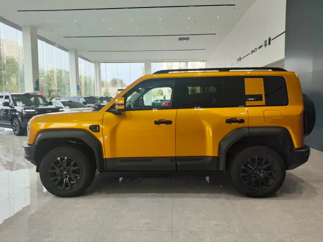 BYD FangChengBao Leopard 5 — Фото автомобиля 8