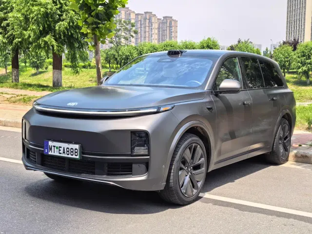 Фотография автомобиля — Li Auto L9