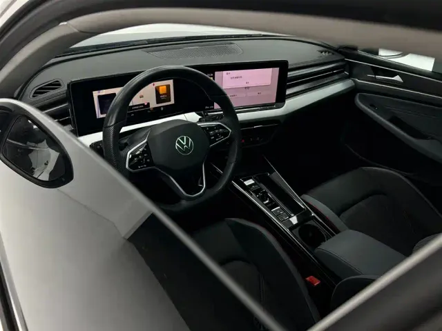 Volkswagen Lamando — Фото автомобиля 14